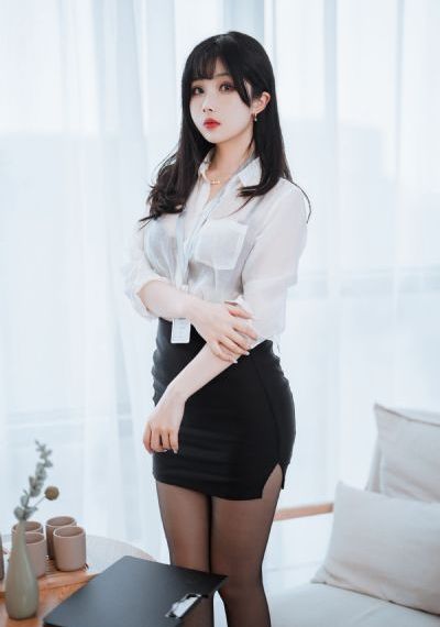 奔驰suv国产_BD英语免费观看视频