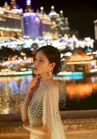 国产爽爽久久影院hd_4K免费观看视频