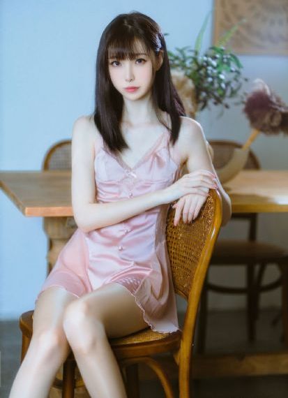 欧美胖老太arnny_1080P电影在线观看