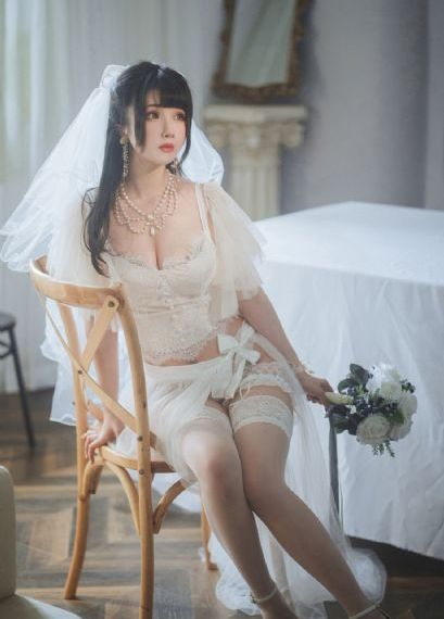 亚洲精品一区二区三浪潮av_国产剧在线观看高清