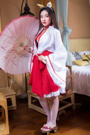 最新精品国偷自产在线美女足_BD韩语高清在线观看