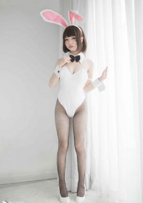 美女扒开嫩嫩的尿囗让人桶出白浆_DVD神马影院手机在线