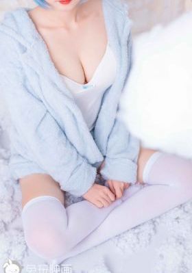 欧美女性瑜伽视频大全_HD动漫在线观看