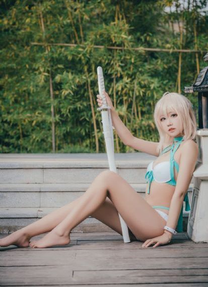 国产美女在线看_720BD在线观看