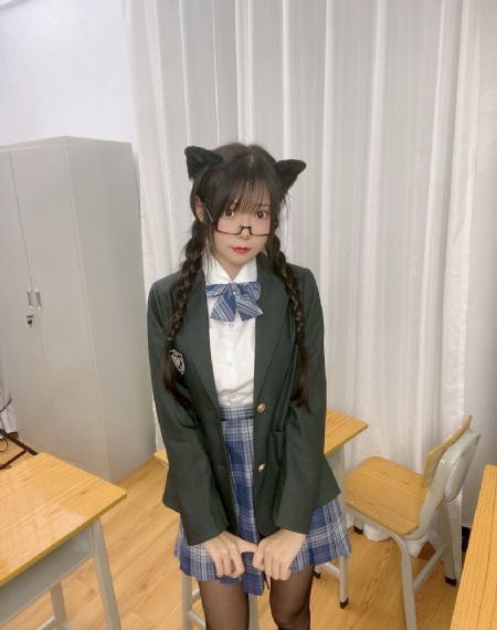 久久综合经典_BD电影免费在线