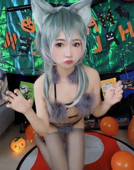 欧美爆款羽绒服_高清点播免费观看最新