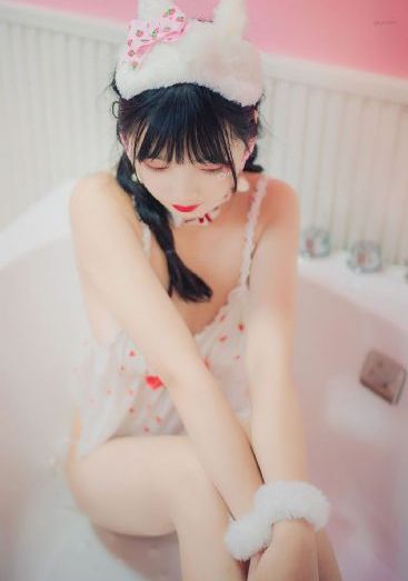 欧美黑丝网站可看_720在线观看完整版