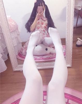 日韩服装店背景墙_超清在线观看完整版