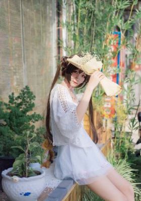 亚洲欧美中文日韩动漫_2019国语AV首页