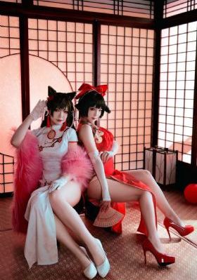 美女脱了内裤张开腿让女人添软件_无删减完整版在线观看
